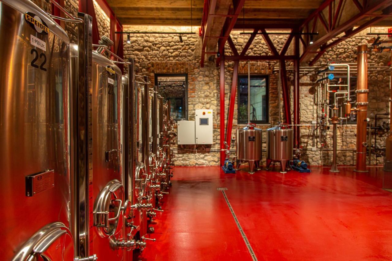 Melesin Distillery Leskovik Exterior foto